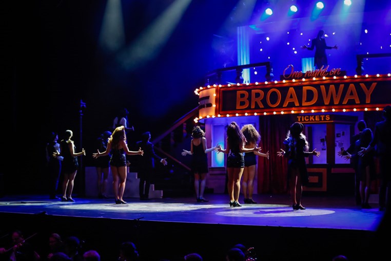 One Night on Broadway 